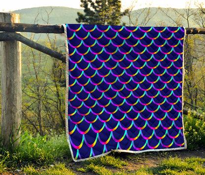Mermaid Scales Pattern Print Quilt
