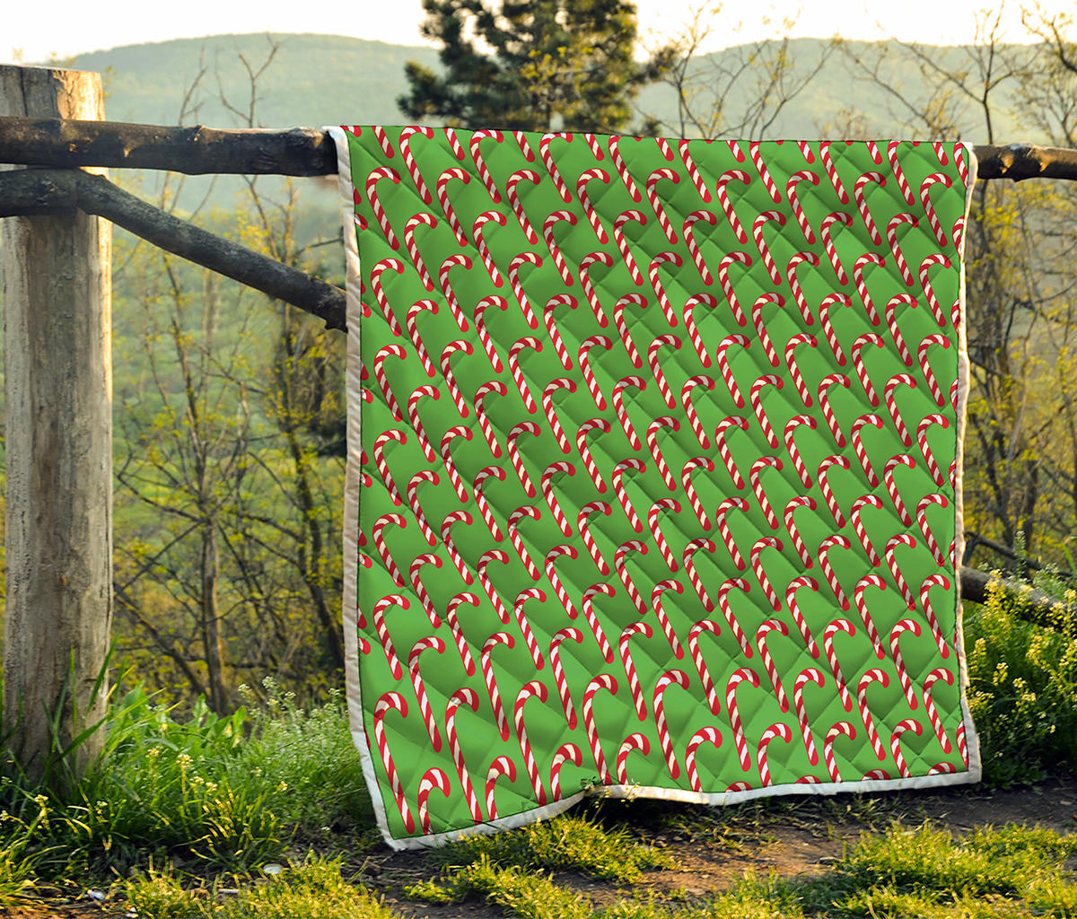 Merry Christmas Candy Cane Pattern Print Quilt