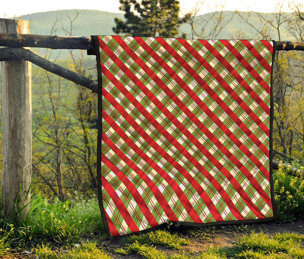 Merry Christmas Plaid Pattern Print Quilt