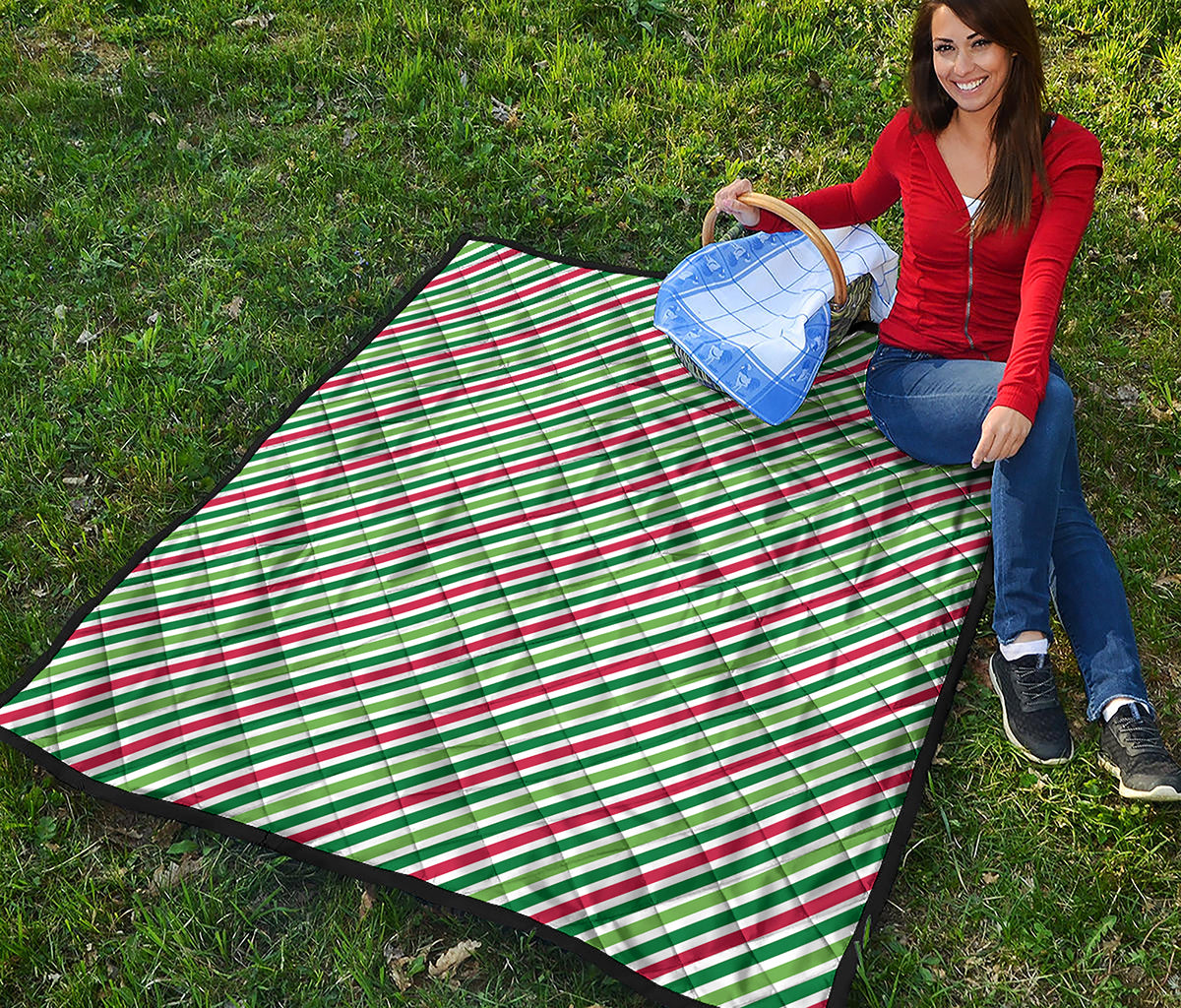 Merry Christmas Stripes Pattern Print Quilt
