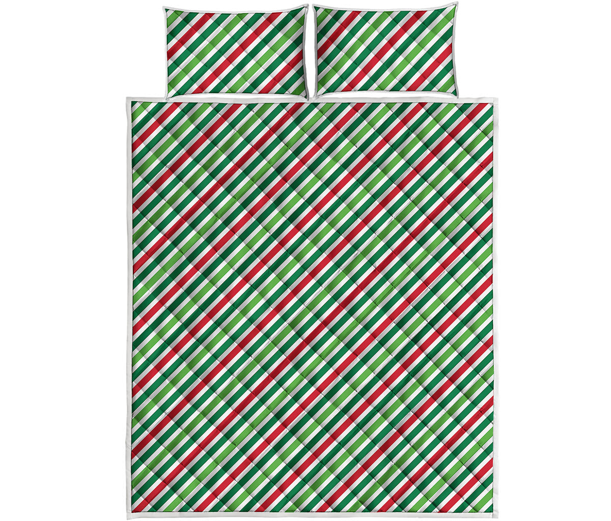 Merry Christmas Stripes Pattern Print Quilt Bed Set