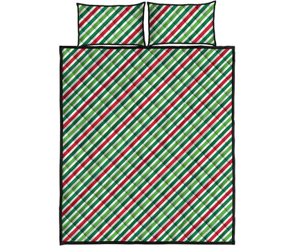Merry Christmas Stripes Pattern Print Quilt Bed Set