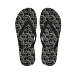 Metal Chainmail Pattern Print Flip Flops