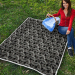 Metal Chainmail Pattern Print Quilt