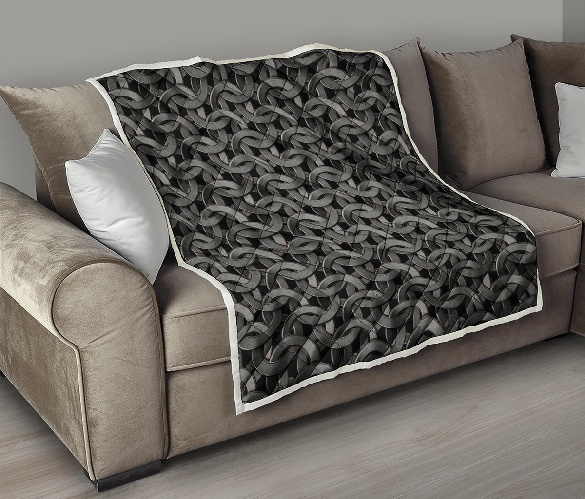 Metal Chainmail Pattern Print Quilt