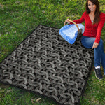 Metal Chainmail Pattern Print Quilt