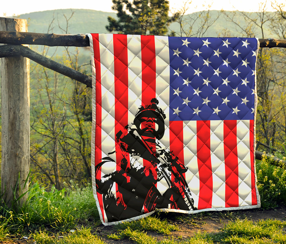 Military American Flag Print Quilt