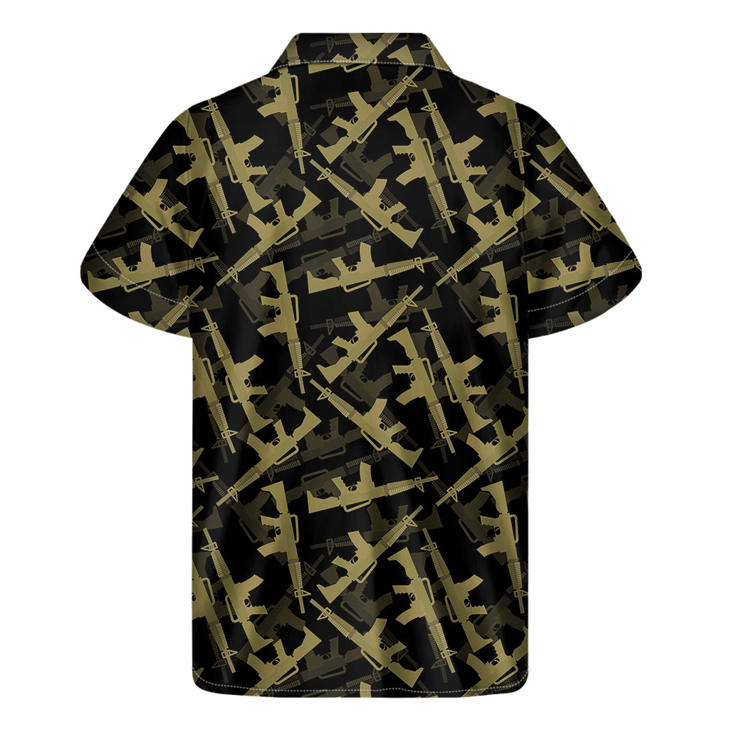 Military Guns Pattern Print Men's Short Sleeve Shirt