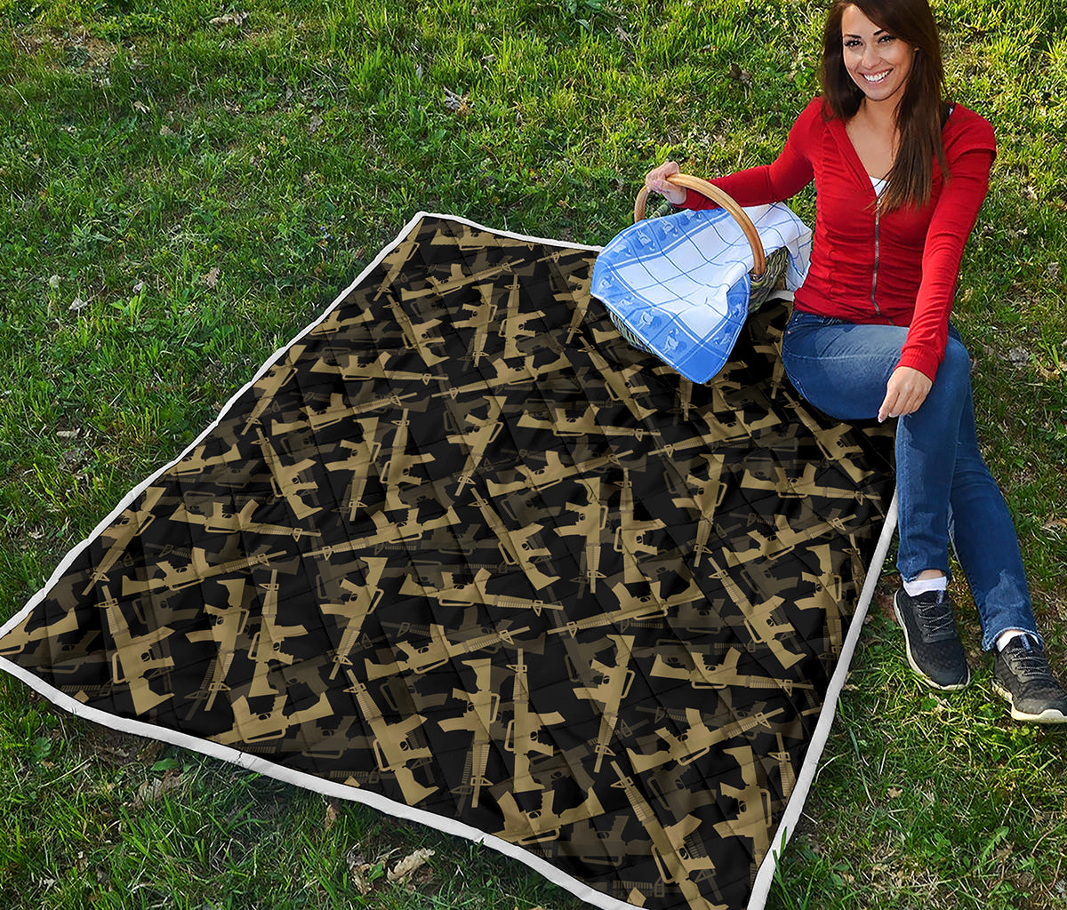 Military Guns Pattern Print Quilt