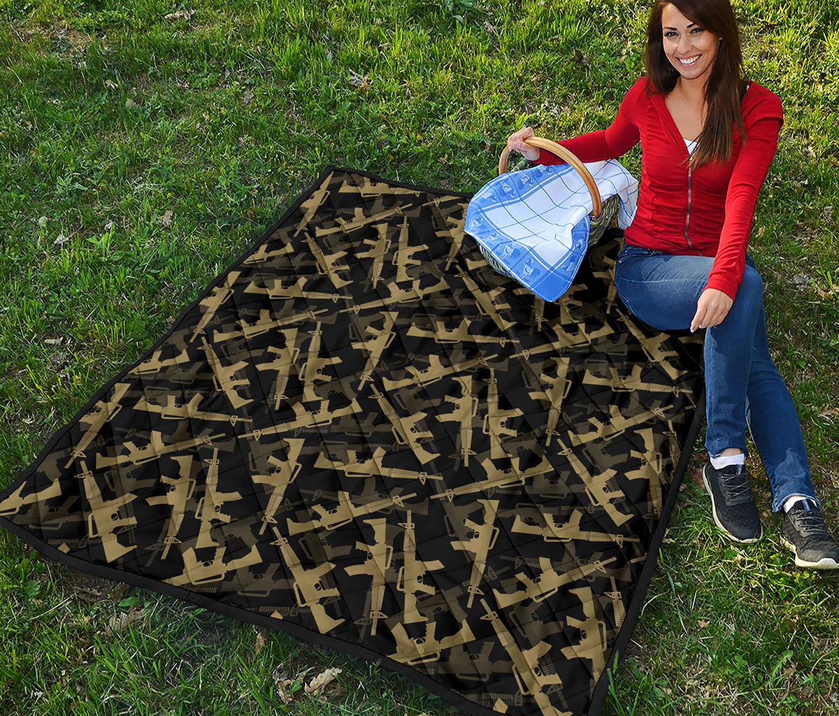 Military Guns Pattern Print Quilt