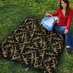 Military Guns Pattern Print Quilt
