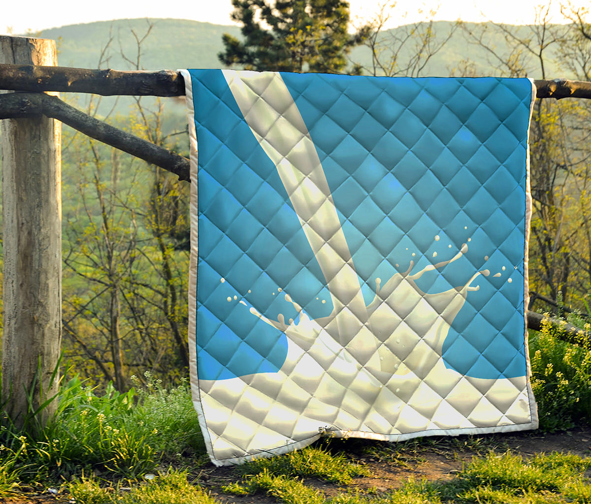 Milk Splash Print Quilt