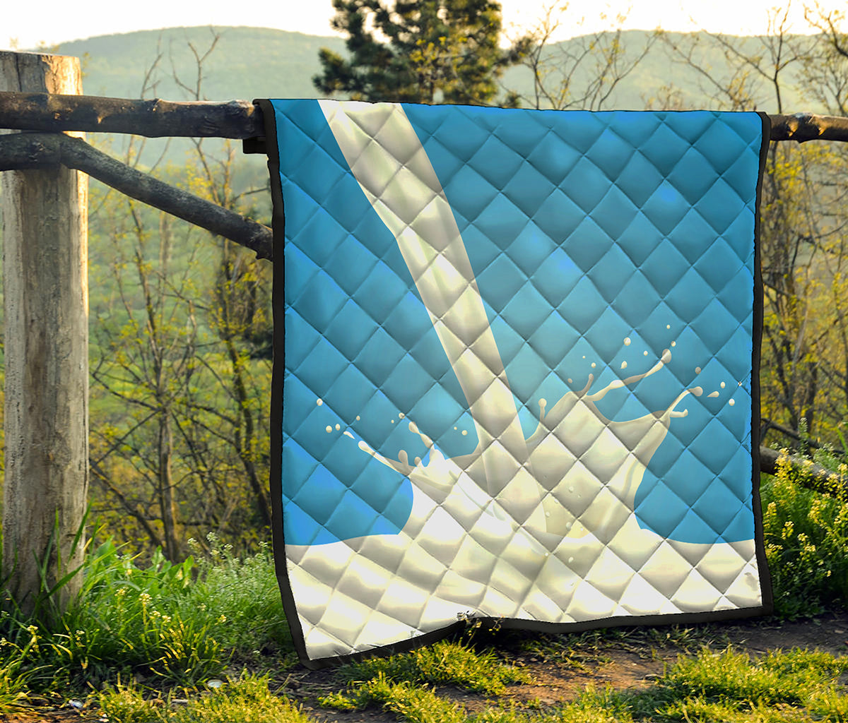 Milk Splash Print Quilt
