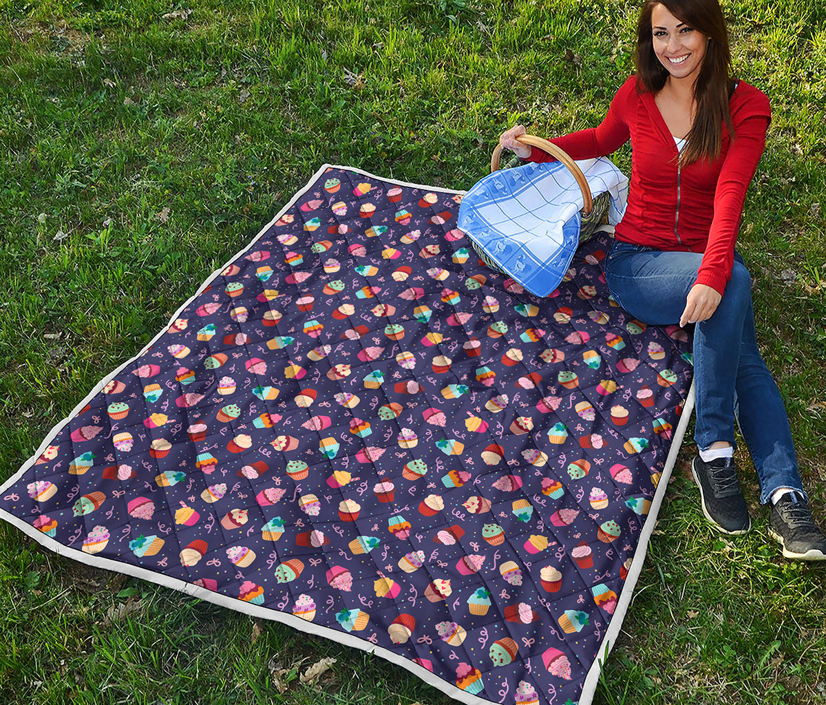 Mini Cupcake Pattern Print Quilt
