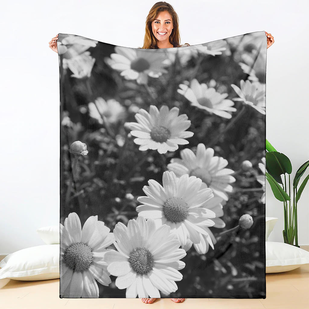 Monochrome Daisy Flower Print Blanket
