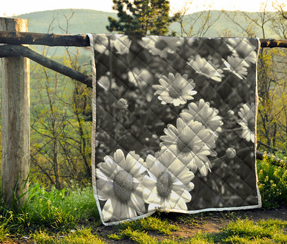 Monochrome Daisy Flower Print Quilt