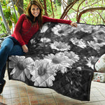 Monochrome Daisy Flower Print Quilt