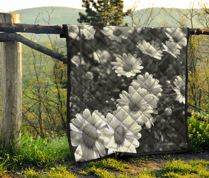 Monochrome Daisy Flower Print Quilt