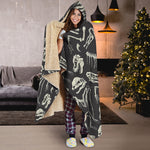 Monochrome Dinosaur Fossil Pattern Print Hooded Blanket