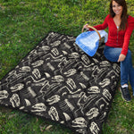 Monochrome Dinosaur Fossil Pattern Print Quilt