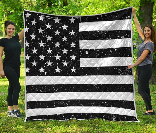 Monochrome Grunge American Flag Print Quilt