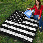 Monochrome Grunge American Flag Print Quilt