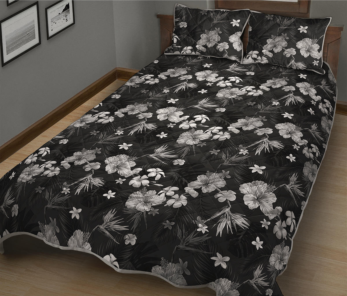 Monochrome Hawaiian Floral Print Quilt Bed Set