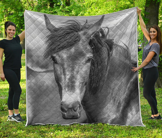 Monochrome Horse Print Quilt