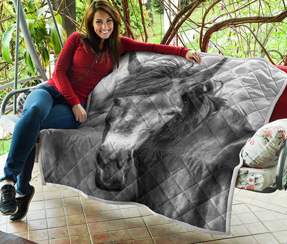Monochrome Horse Print Quilt