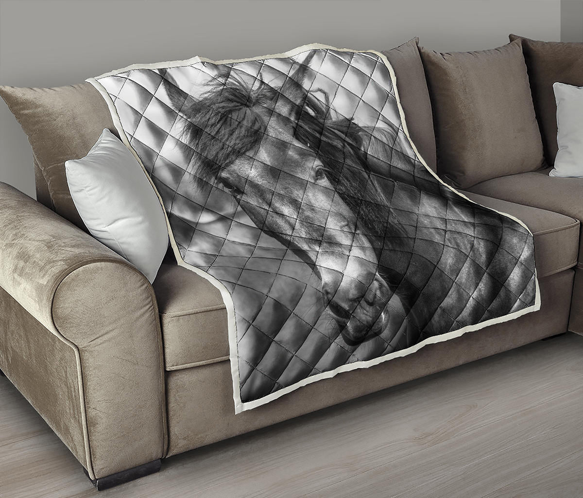 Monochrome Horse Print Quilt