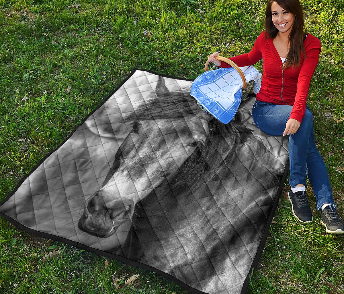 Monochrome Horse Print Quilt