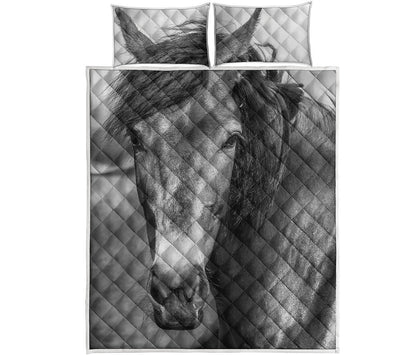 Monochrome Horse Print Quilt Bed Set
