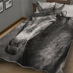 Monochrome Horse Print Quilt Bed Set