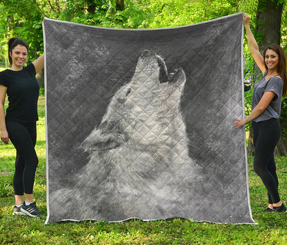 Monochrome Howling Wolf Print Quilt