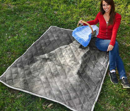Monochrome Howling Wolf Print Quilt