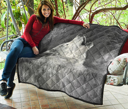 Monochrome Howling Wolf Print Quilt