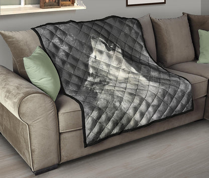 Monochrome Howling Wolf Print Quilt