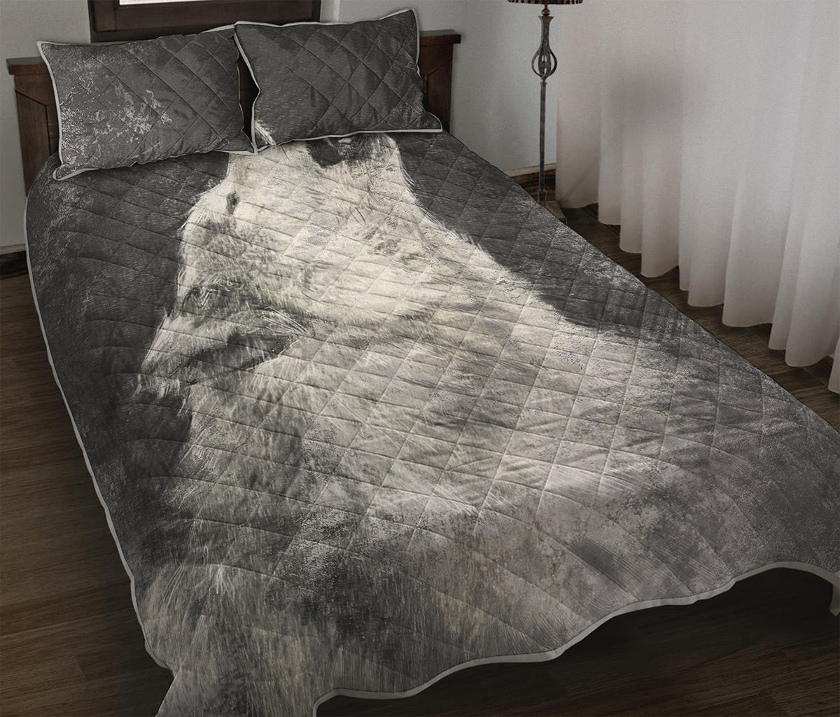 Monochrome Howling Wolf Print Quilt Bed Set