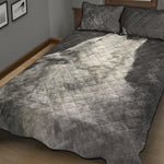 Monochrome Howling Wolf Print Quilt Bed Set