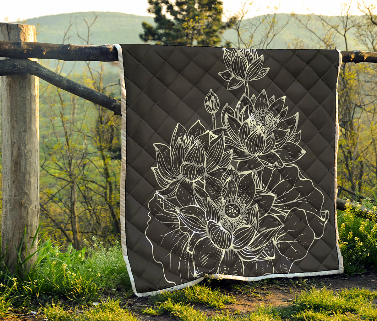 Monochrome Lotus Print Quilt