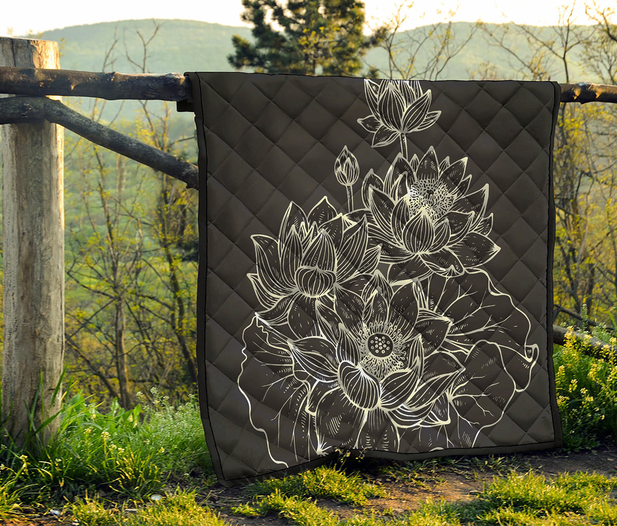 Monochrome Lotus Print Quilt