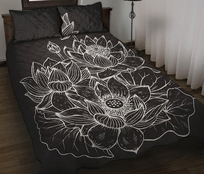 Monochrome Lotus Print Quilt Bed Set