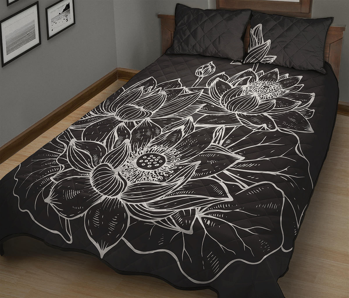 Monochrome Lotus Print Quilt Bed Set