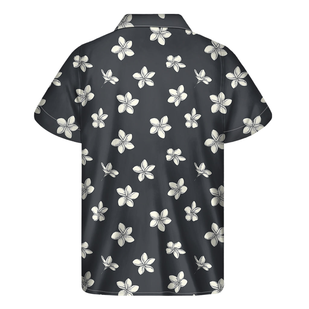 Monochrome Plumeria Pattern Print Men's Short Sleeve Shirt