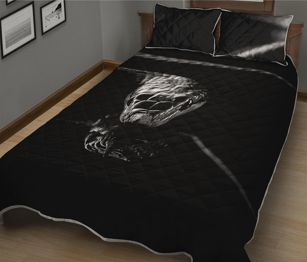 Monochrome Rhinoceros Ratsnake Print Quilt Bed Set