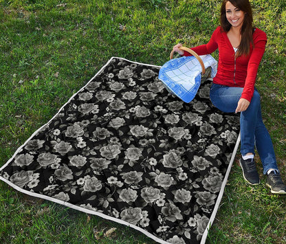 Monochrome Rose Floral Pattern Print Quilt