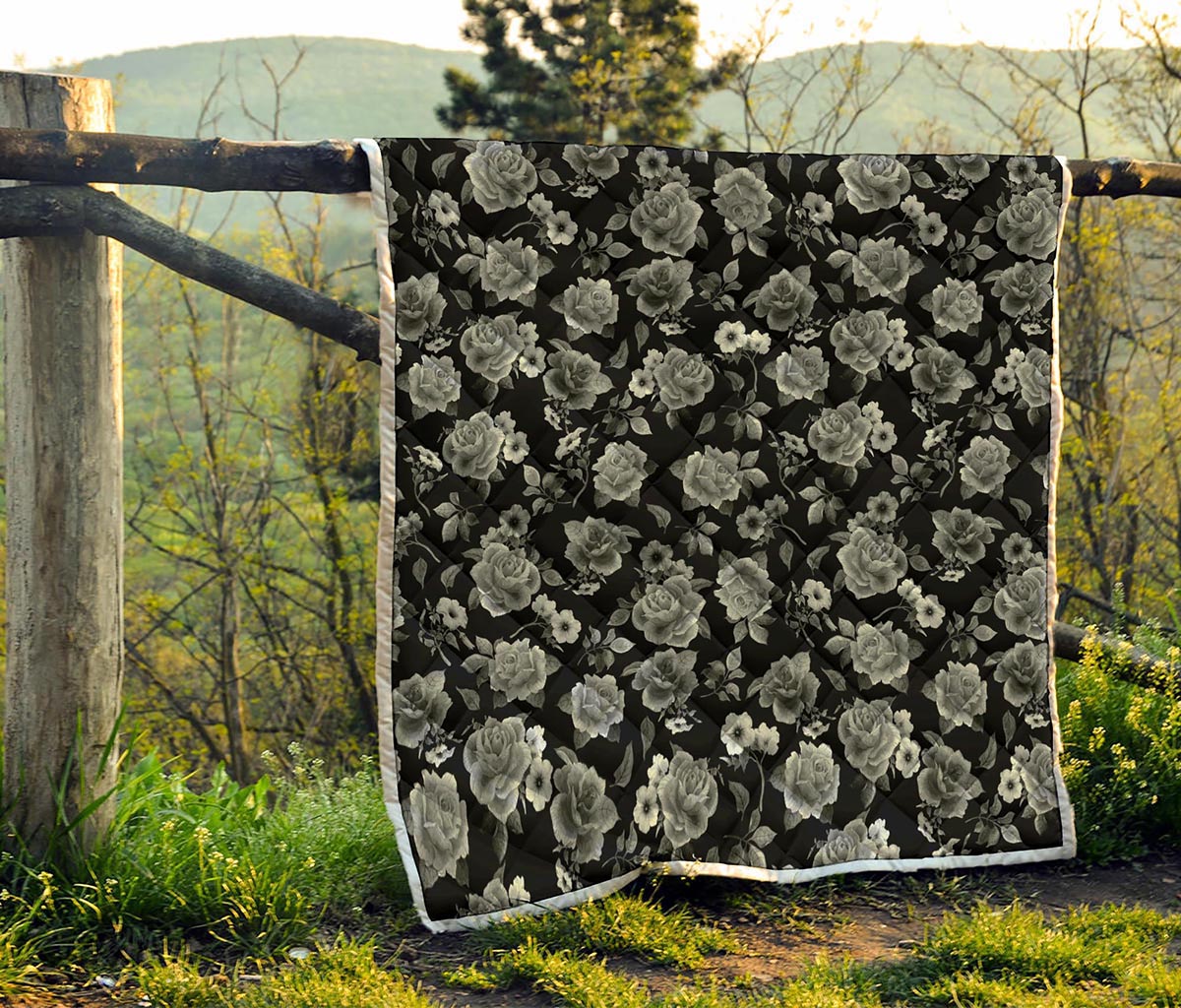 Monochrome Rose Floral Pattern Print Quilt