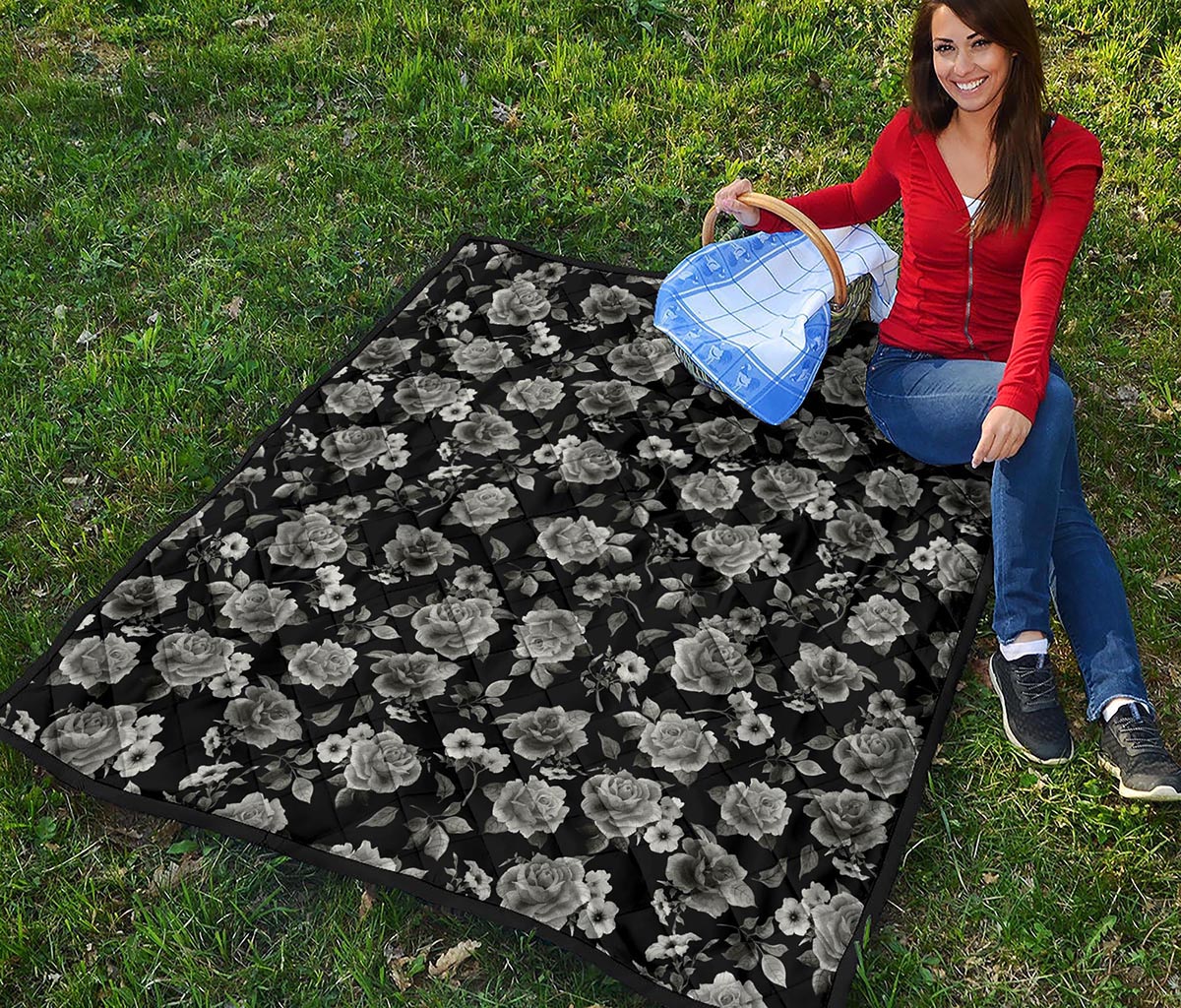 Monochrome Rose Floral Pattern Print Quilt