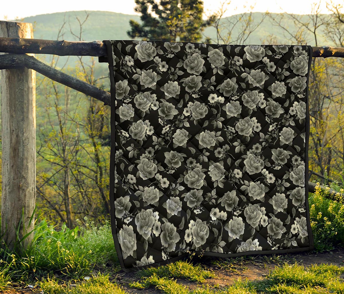 Monochrome Rose Floral Pattern Print Quilt