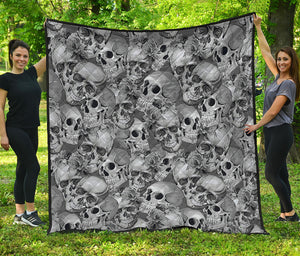 Monochrome Skull Flowers Pattern Print Quilt